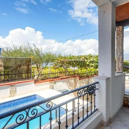 Seaside Family Friendly House With A Swimming Pool Slatine, Ciovo - 22427 Holiday home